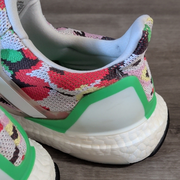 Adidas X Marimekko Ultra Boosts (Size 8) - Picture 4 of 8